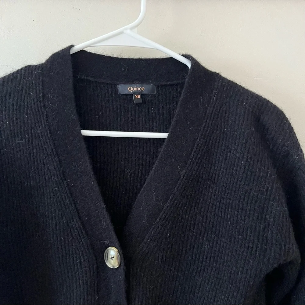 Quince | black cropped cardigan - Picture 2 of 5